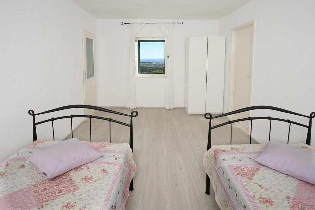 Holiday Home Miklica Klis Exterior photo